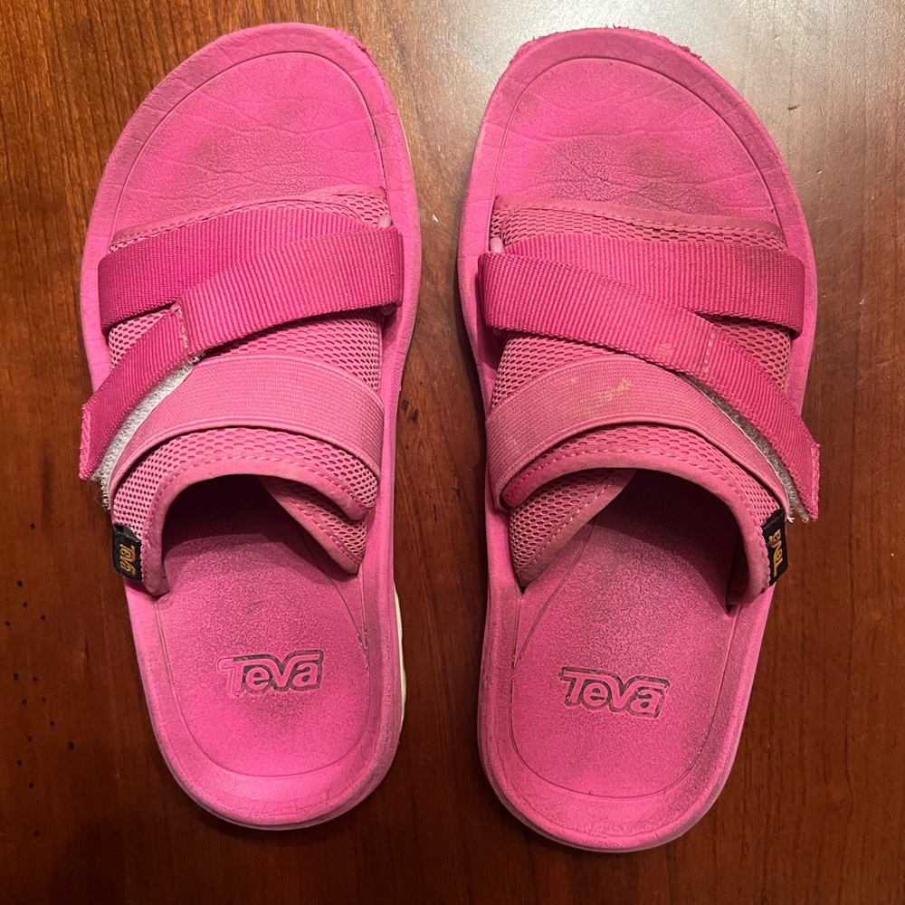 Teva Kids Vibrant Pink Sandals